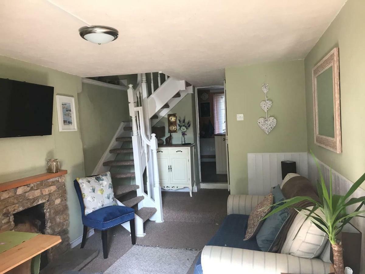 Ham Tree Cottage Trowbridge Bagian luar foto